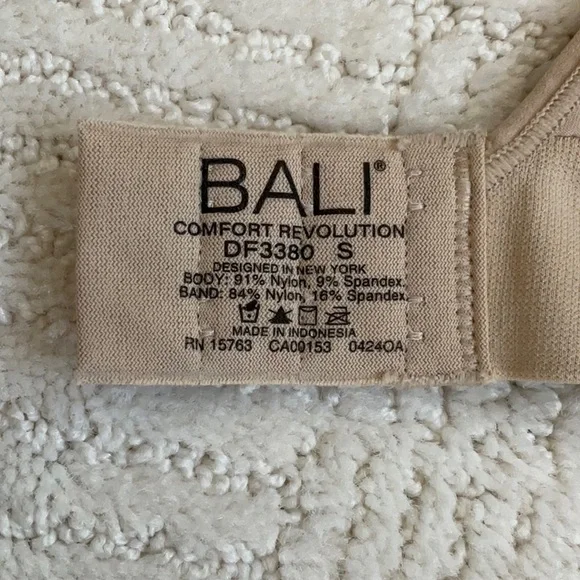 Bali Cool Comfort No Wire Convertible Bra NWT S - Picture 7 of 10